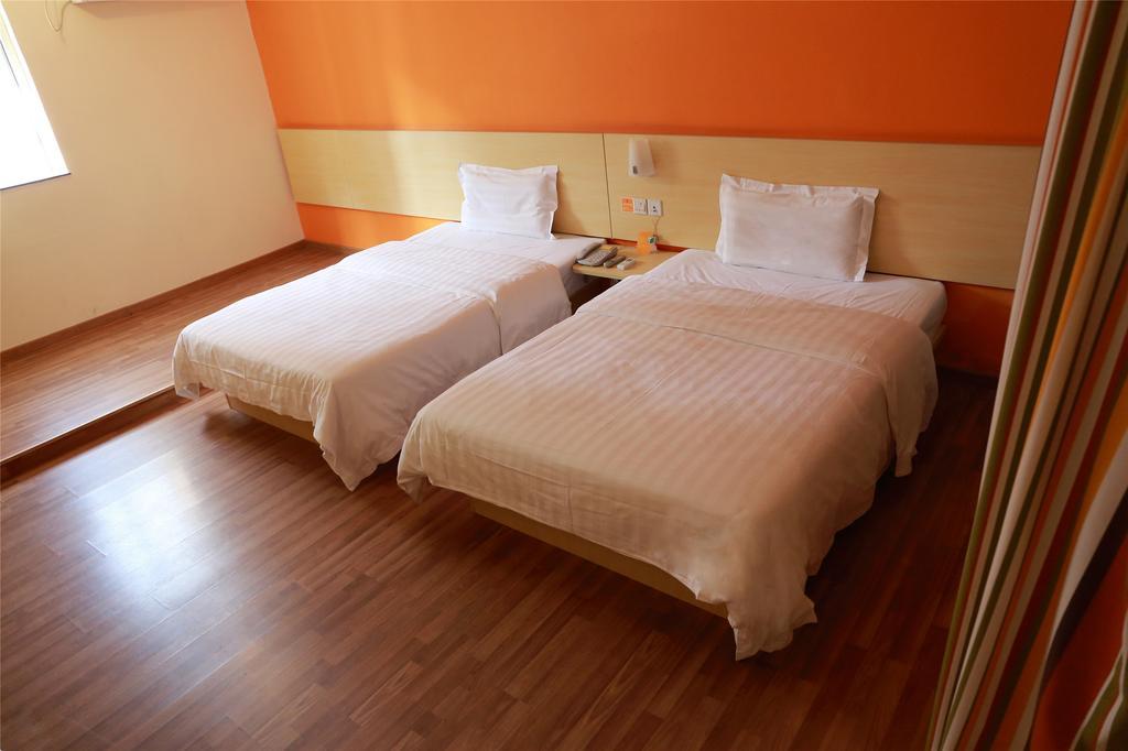 7Days Inn Qufu Sankong Δωμάτιο φωτογραφία