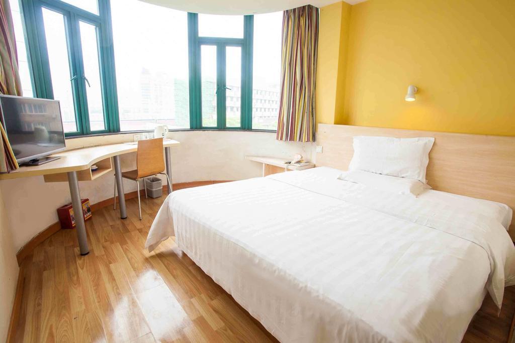 7Days Inn Qufu Sankong Δωμάτιο φωτογραφία